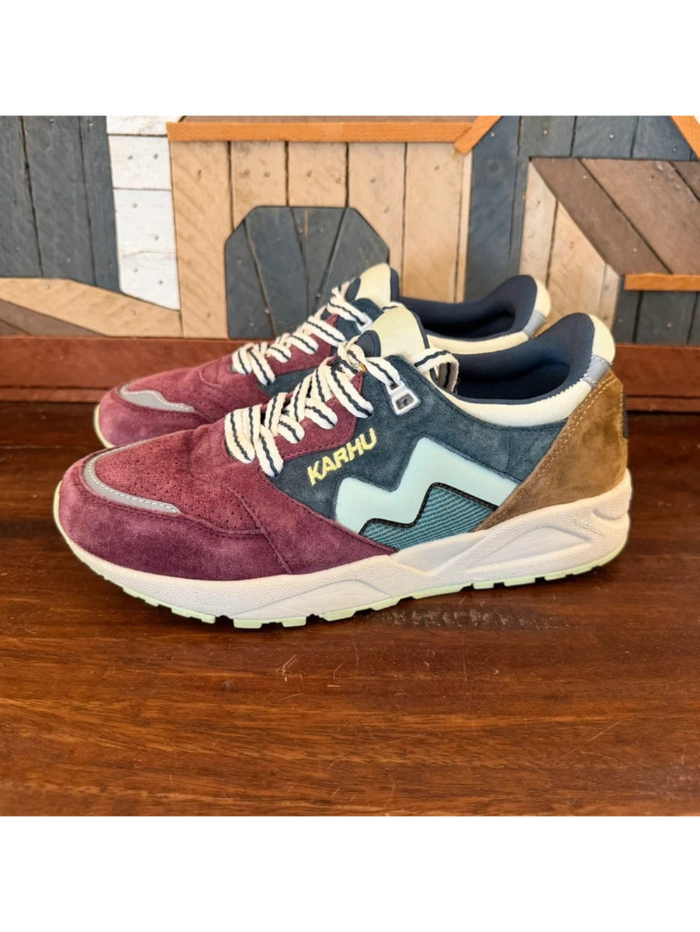 Karhu Aria 95 Color of Mood Suede Running Shoes F803068 Unisex Size US M6/W8